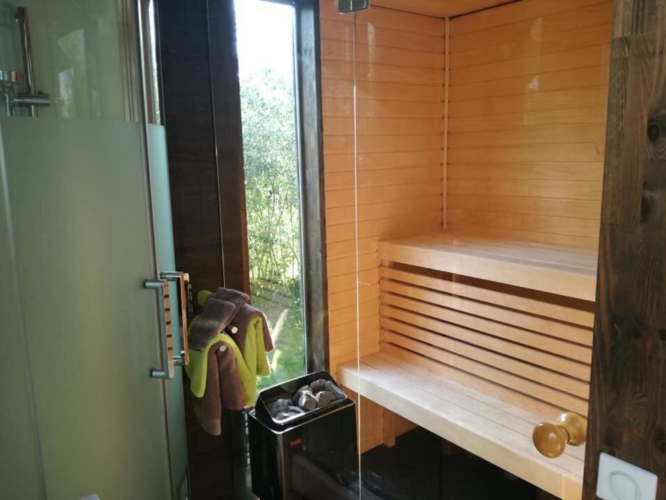 Les nuits insolites de la mothe - hébergement en bulle - tiny house avec spa privatif ou croisière fluviale Outremecourt Esterno foto