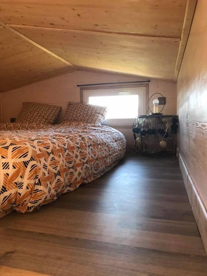 Les nuits insolites de la mothe - hébergement en bulle - tiny house avec spa privatif ou croisière fluviale Outremecourt Esterno foto