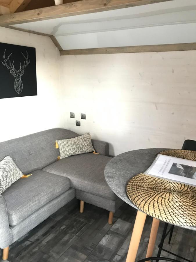 Les nuits insolites de la mothe - hébergement en bulle - tiny house avec spa privatif ou croisière fluviale Outremecourt Esterno foto